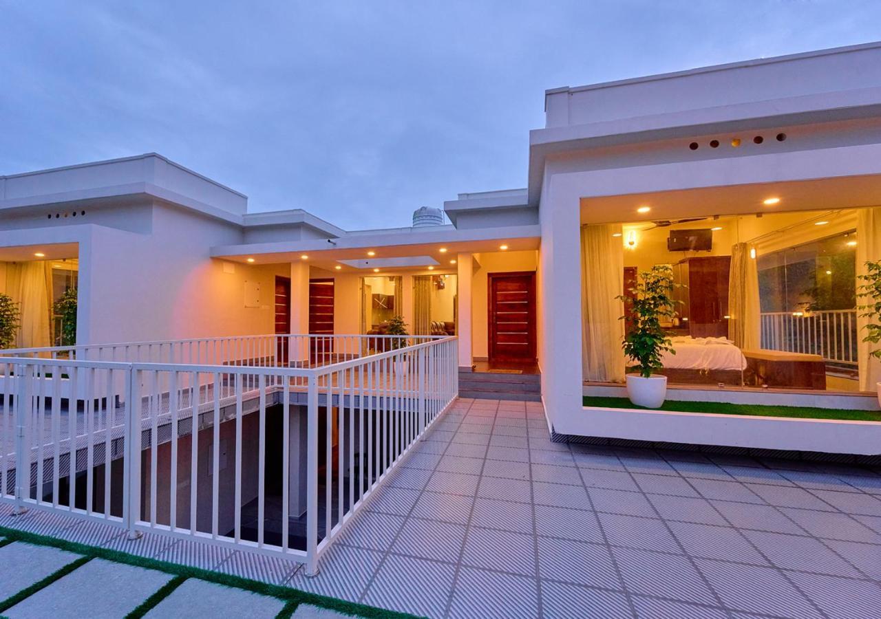Apartment Glen Castle Pool By Voye Homes Vagamon