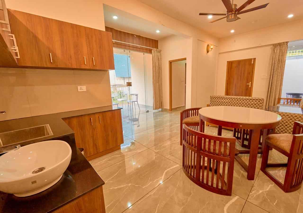 Glen Castle Pool By Voye Homes * Vagamon