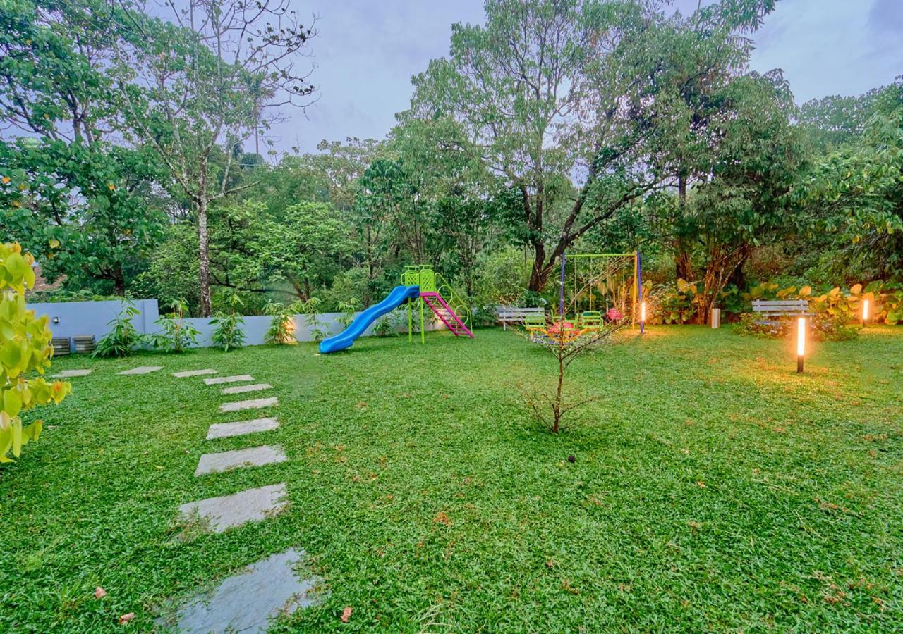 Glen Castle Pool By Voye Homes Apartment Vagamon