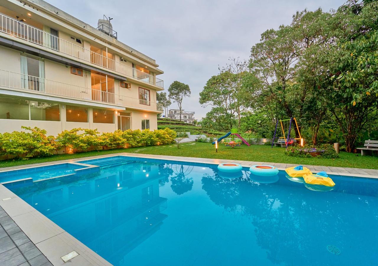 Glen Castle Pool By Voye Homes