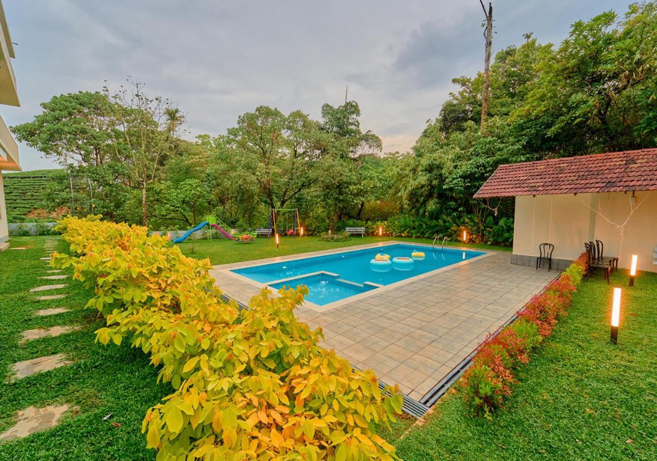 Glen Castle Pool By Voye Homes * Vagamon